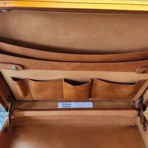 Hartmann Belting Leather 4" Slim Attache Briefcase -  double lock with keys - Picture 2 of 11